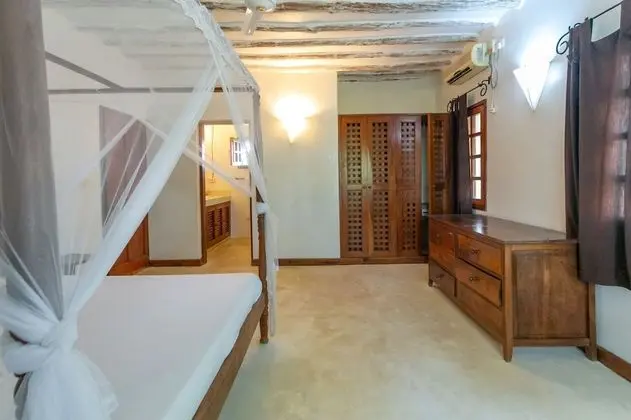 Villa, 3 Yatak Odası, Teras, Havuz Manzaralı