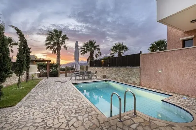 Luxury Villa, 4 Yatak Odası (La Pellegrina Pearl)