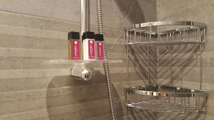 Tek Büyük veya İki Ayrı Yataklı Oda, Balkon