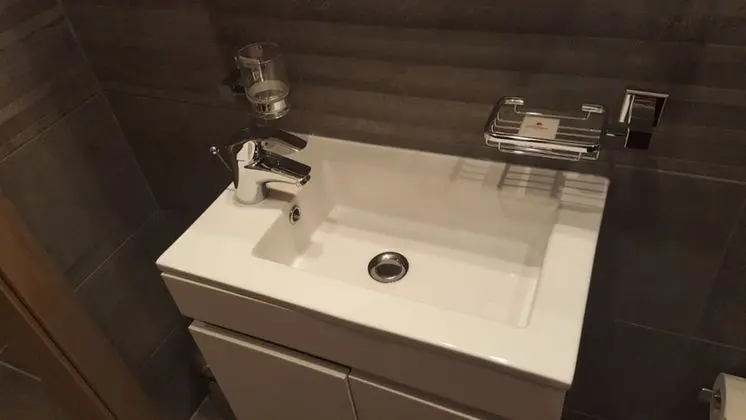 Tek Büyük veya İki Ayrı Yataklı Oda, Balkon