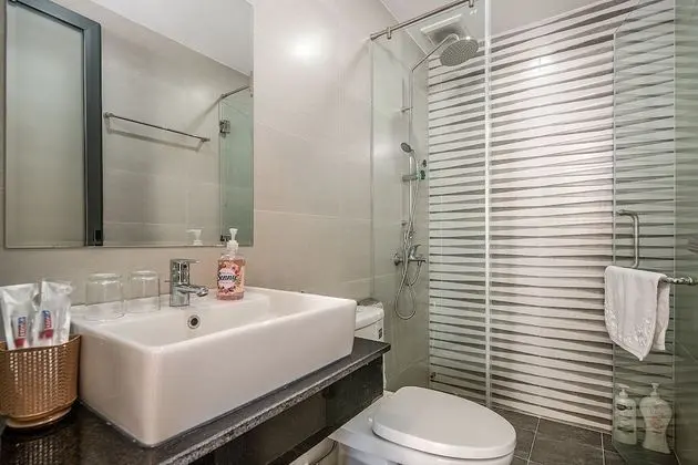 Comfort Tek Büyük Yataklı Oda, 1 Büyük (Queen) Boy Yatak, Banyolu/Duşlu, Şehir Manzaralı