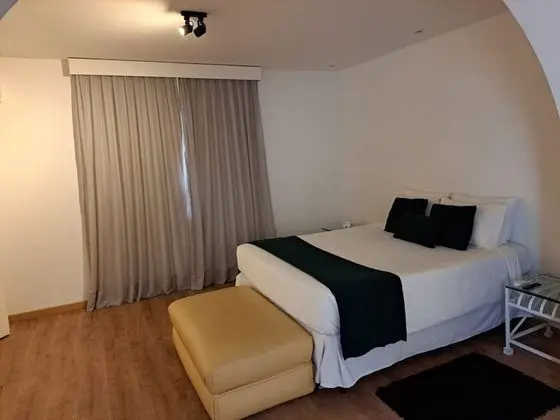 Family Oda, 2 Büyük (Queen) Boy Yatak