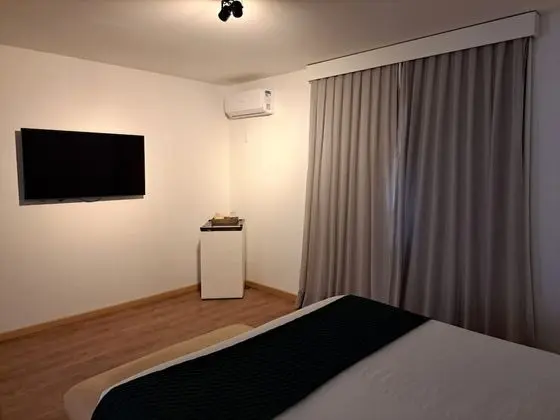 Family Oda, 2 Büyük (Queen) Boy Yatak