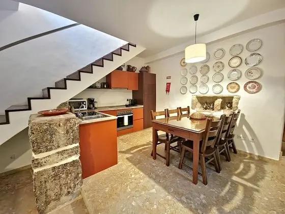 Villa, Vadi Manzaralı (Nespereira)