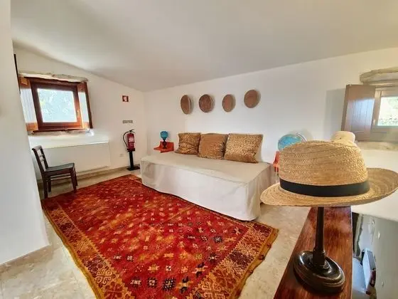 Villa, Vadi Manzaralı (Nespereira)