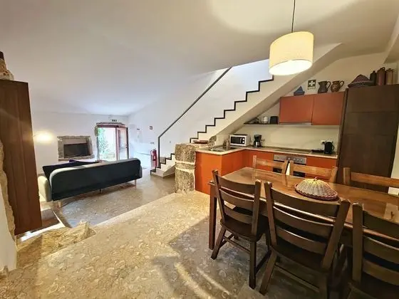 Villa, Vadi Manzaralı (Nespereira)
