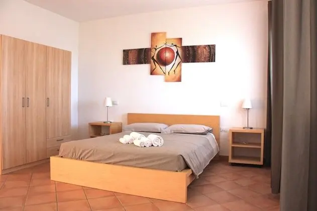 Üç Kişilik Oda, 1 En Büyük (King) Boy Yatak ve Çekyat, Koy Manzaralı