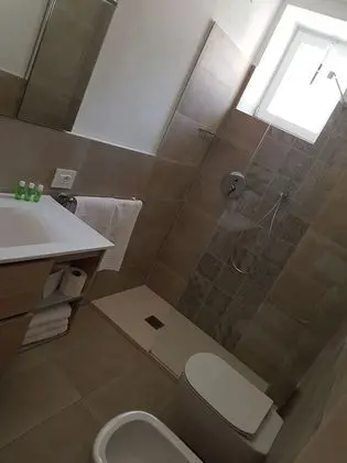 Tek Büyük Yataklı Oda, 1 Büyük (Queen) Boy Yatak