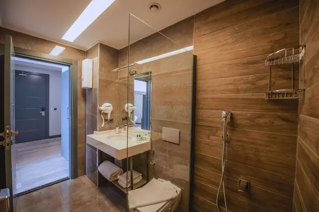 Corner Double Room with Sea View