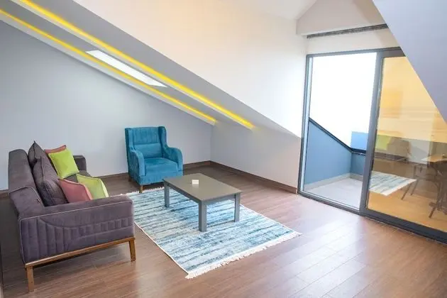 Elite Suite with Balcony and Sea View