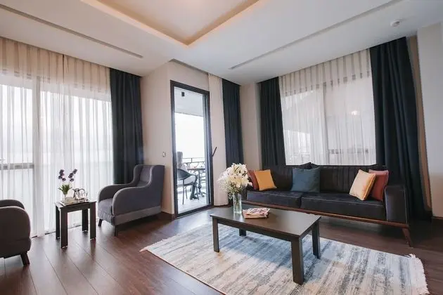 Executive Suite with Balcony and Sea View