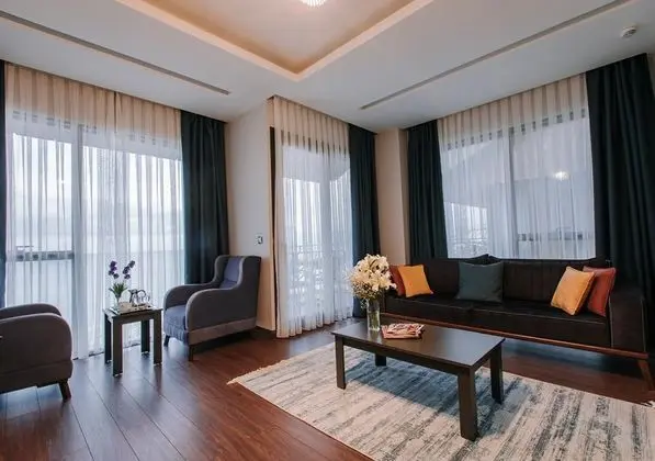 Executive Suite, Deniz Manzaralı, Balkonlu