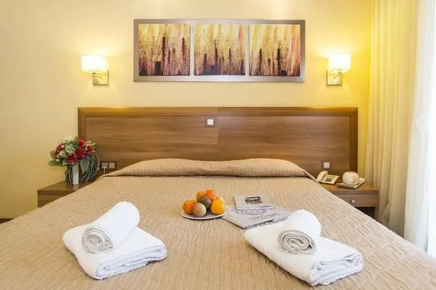 Comfort Büyük Yataklı Tek Kişilik Oda