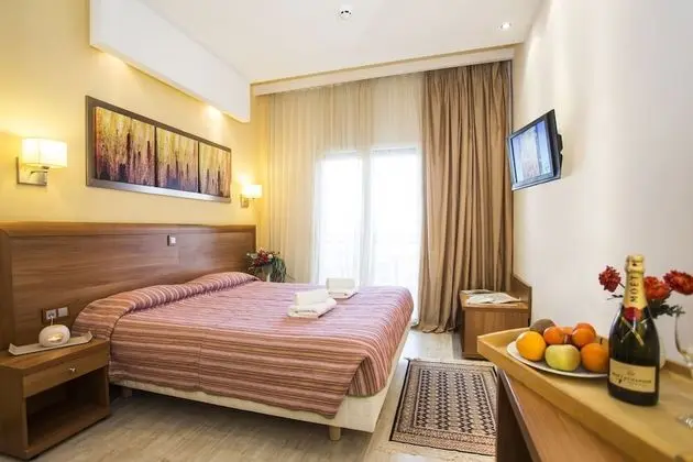 Comfort Büyük Yataklı Tek Kişilik Oda
