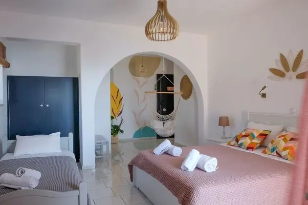 Üç Kişilik Oda