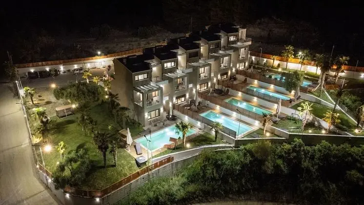 Villa, 3 Yatak Odası, Kişiye Özel Havuzlu, Deniz Manzaralı