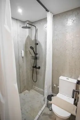 Deluxe Dört Kişilik Oda