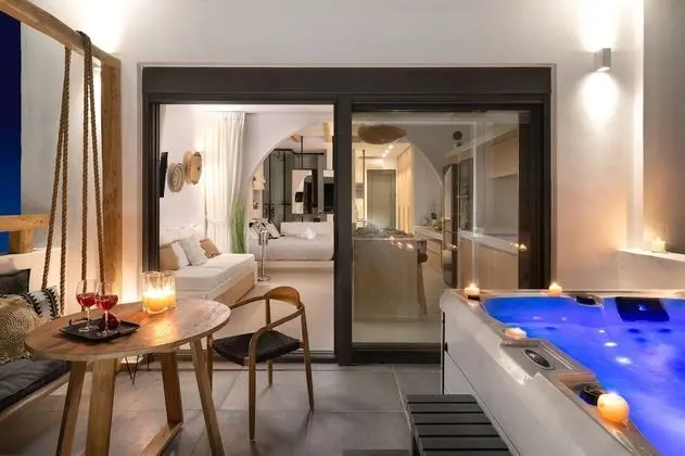 Luxury Stüdyo Süit, 1 Yatak Odası, Kısmi Deniz Manzaralı