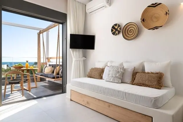 Luxury Stüdyo Süit, 1 Yatak Odası, Kısmi Deniz Manzaralı