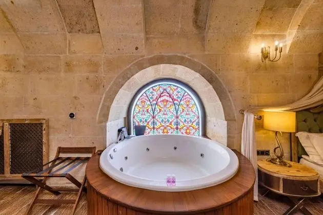 Queen Suite - Jakuzili,avlu Manzaralı,1. Kat
