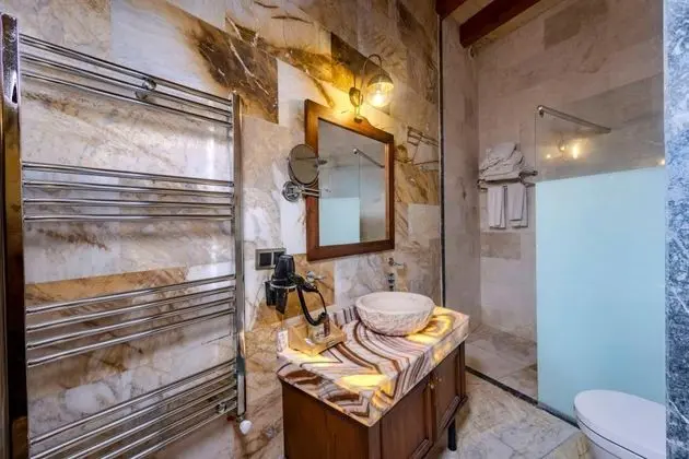 Queen Suite - Jakuzili,avlu Manzaralı,1. Kat