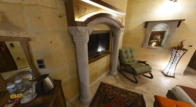 Honeymoon Room
