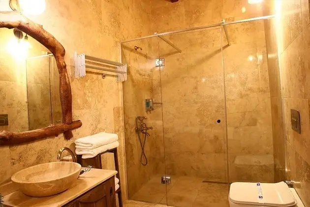 Honeymoon Room