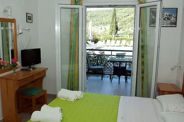 Comfort Stüdyo, Bahçe Manzaralı