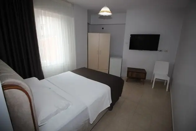 Standard Tek Büyük Yataklı Oda