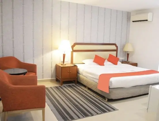 Granduer Room