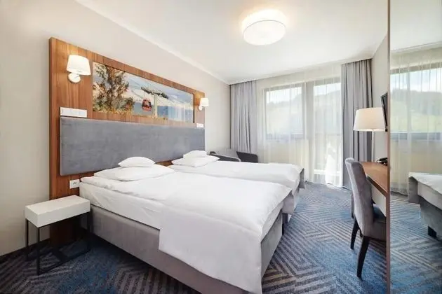 Tek Büyük Yataklı Oda, Dağ Manzaralı