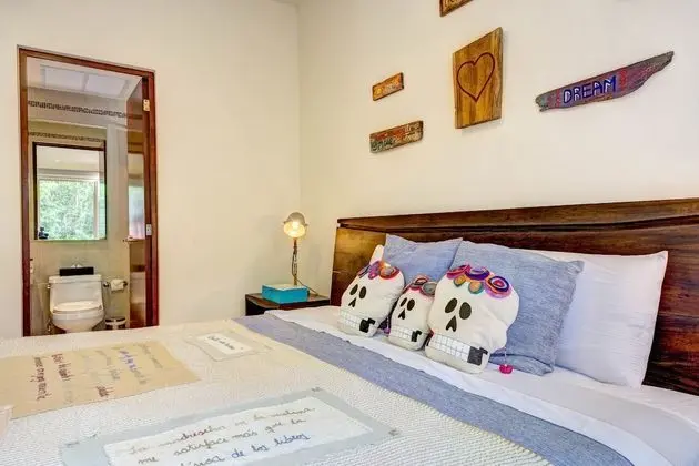 Apart Daire, 2 Yatak Odası, Mutfak, Havuz Manzaralı