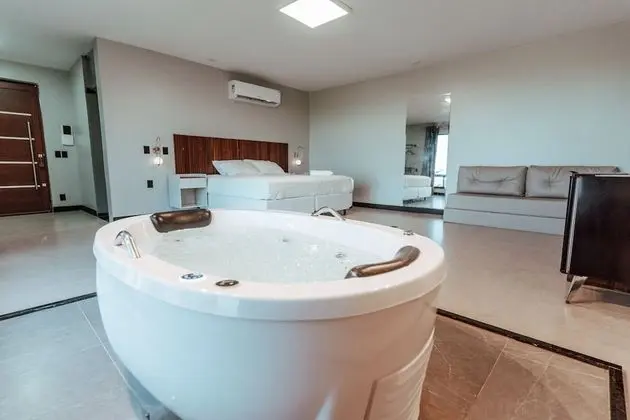 Luxury Oda, 1 En Büyük (King) Boy Yatak, Okyanus Manzaralı