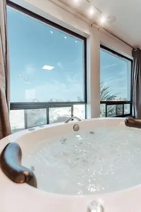 Luxury Oda, 1 En Büyük (King) Boy Yatak, Okyanus Manzaralı