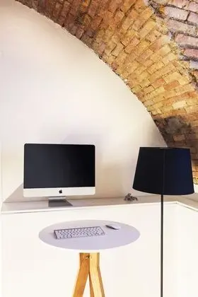 Büyük Yataklı Tek Kişilik Oda