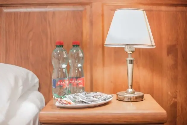 Deluxe Tek Büyük Yataklı Oda (With Extra Bed)