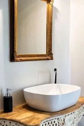 Villa, Havuz Kenarı