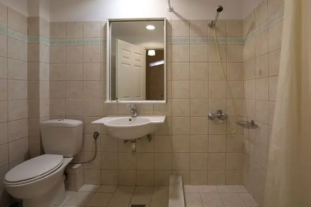 Deluxe Üç Kişilik Oda, Bahçe Manzaralı