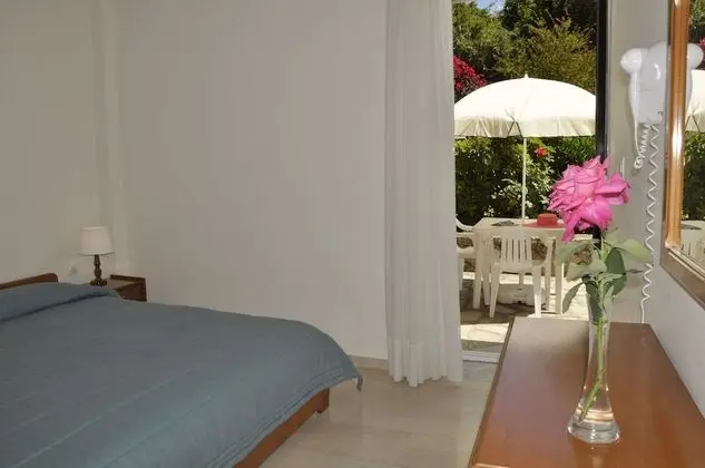 Apart Daire, Bahçe Manzaralı (Ground floor)