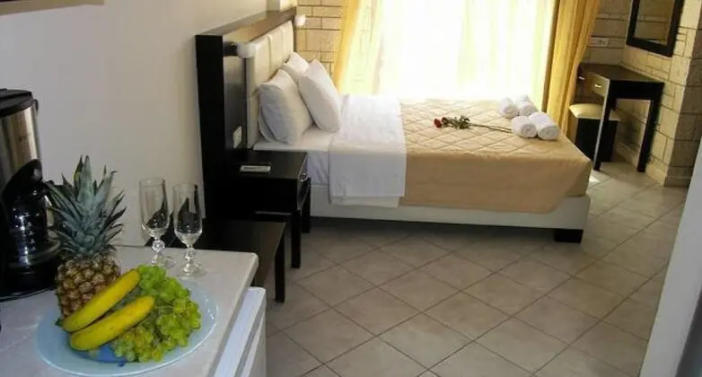 Stüdyo, Deniz Manzaralı (Upper Floor - 2 Adults)