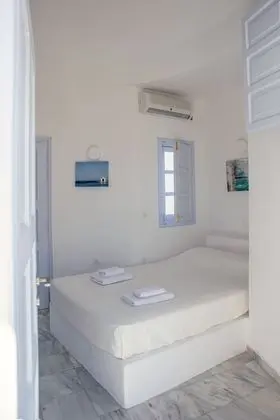 Basic Tek Büyük Yataklı Oda