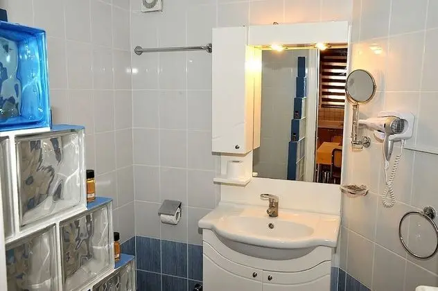 Basic Tek Büyük veya İki Ayrı Yataklı Oda, Deniz Manzaralı