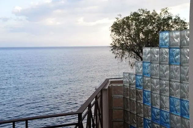 Basic Tek Büyük veya İki Ayrı Yataklı Oda, Deniz Manzaralı