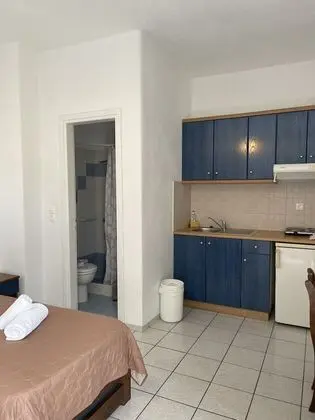 Stüdyo, Zemin Kat