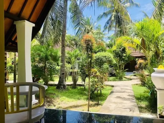 Deluxe Bungalov, Havuz Kullanımı, Bahçe Manzaralı