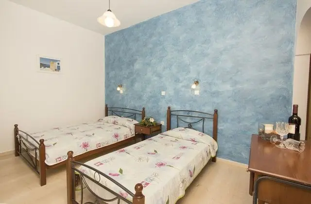 Standard Üç Kişilik Oda