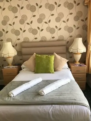 Tek Büyük Yataklı Oda