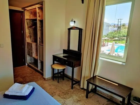 Tek Büyük veya İki Ayrı Yataklı Oda