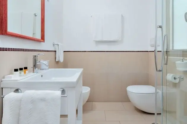 Classic Tek Büyük Yataklı Oda, Balkon, Kısmi Deniz Manzaralı (Garden Fitness & SPA)