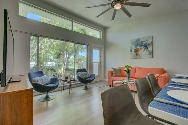Daire (Pelican Gardens Villa)